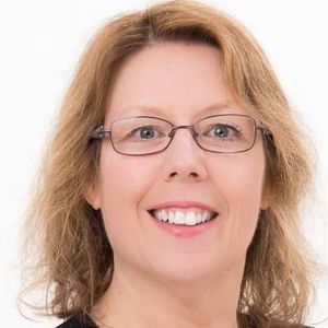 Meet your Posher, Lorraine